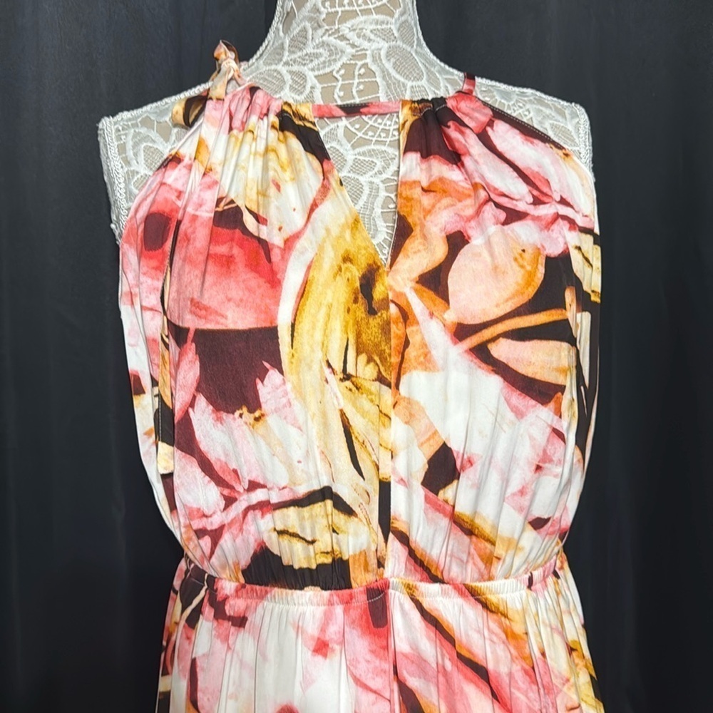 NWT Stunning Jennifer Lopez Dress - Picture 4 of 13